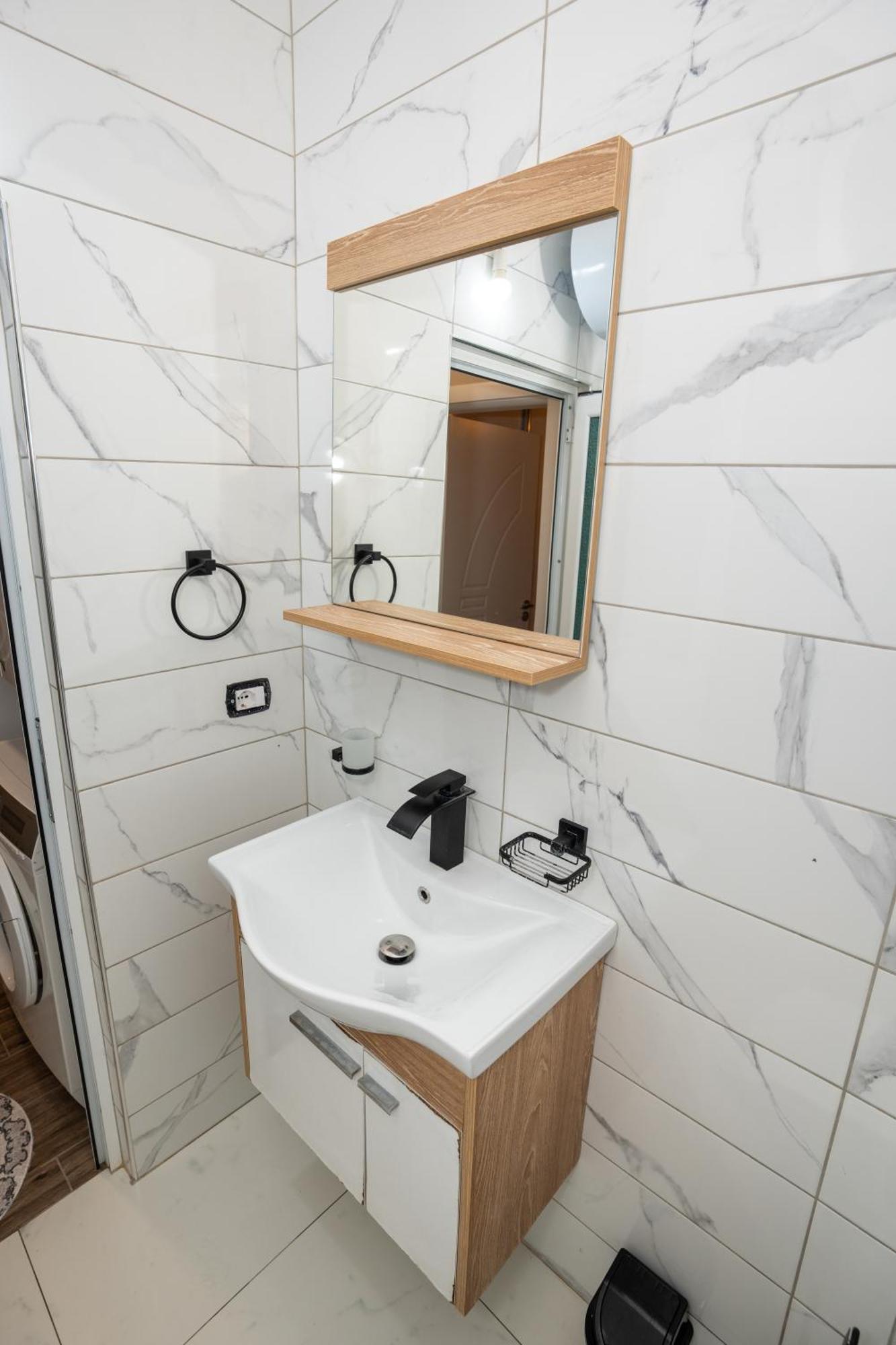 Sunnydream Apartaments Saranda Sarandë Exterior foto